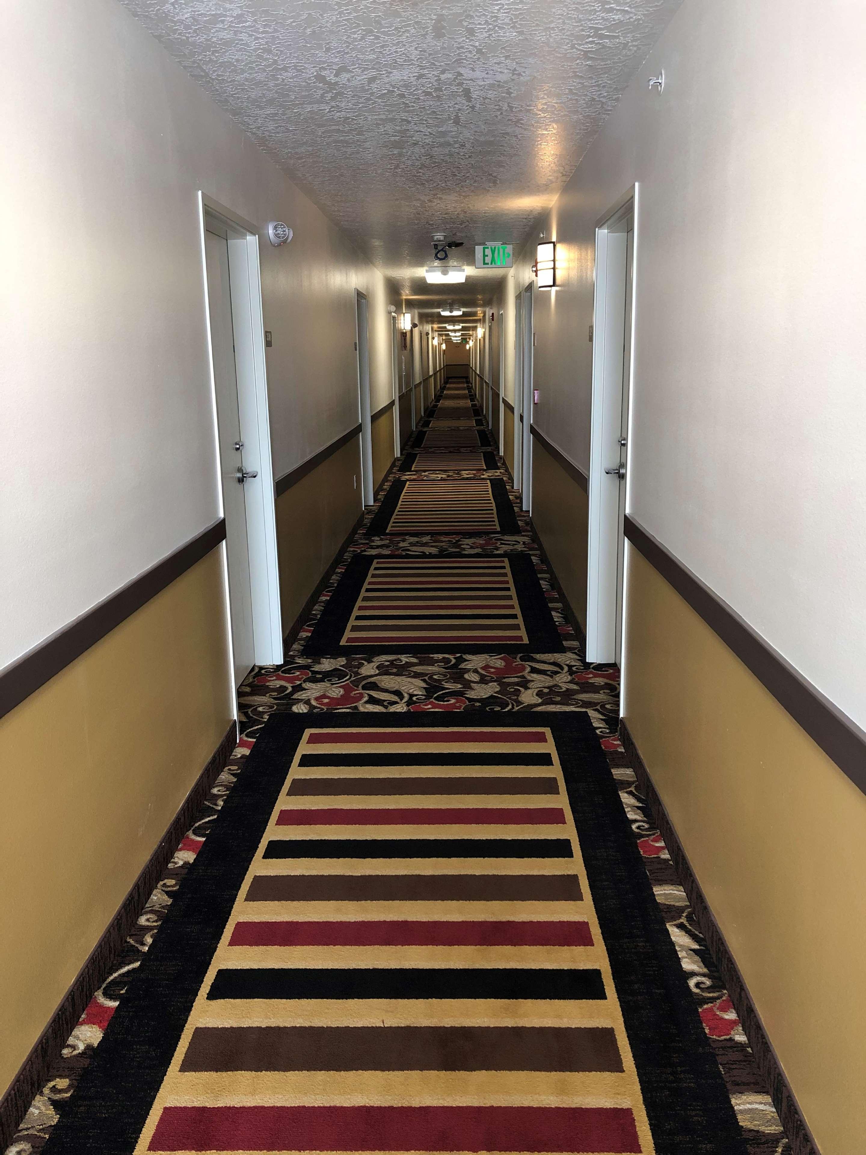 Executive Inn & Suites Extended Stay - Vernal Ngoại thất bức ảnh