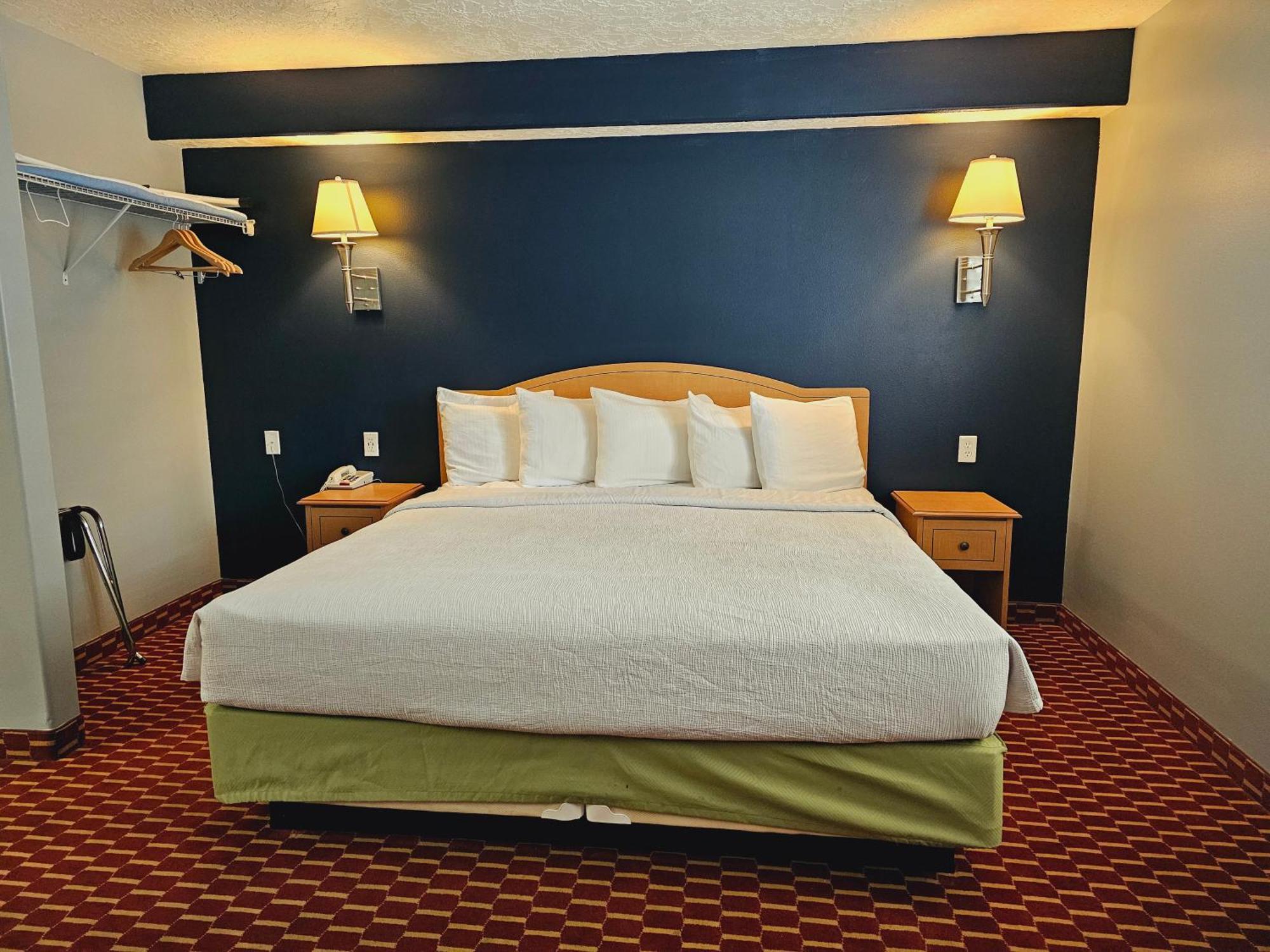 Executive Inn & Suites Extended Stay - Vernal Ngoại thất bức ảnh