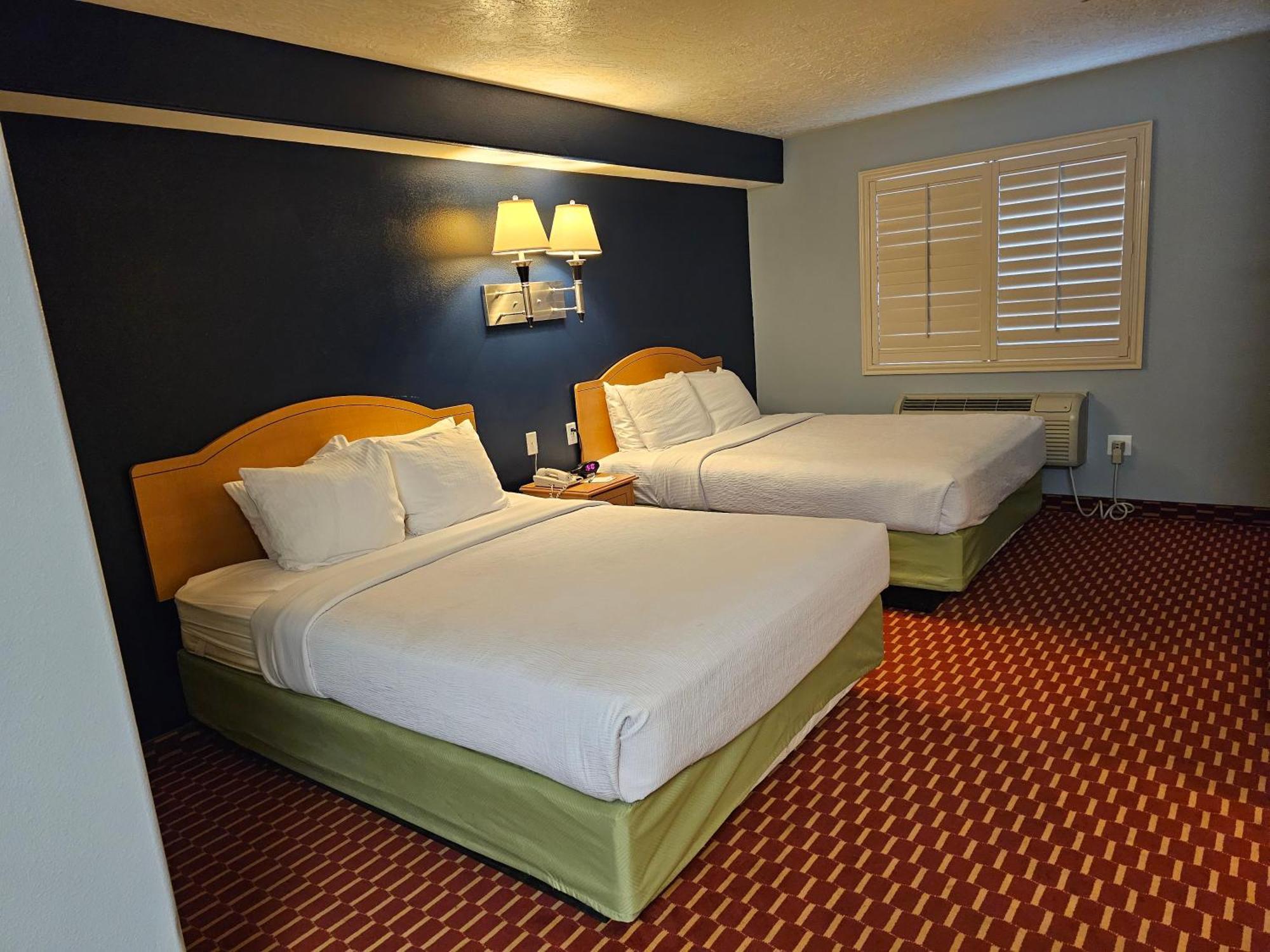 Executive Inn & Suites Extended Stay - Vernal Ngoại thất bức ảnh