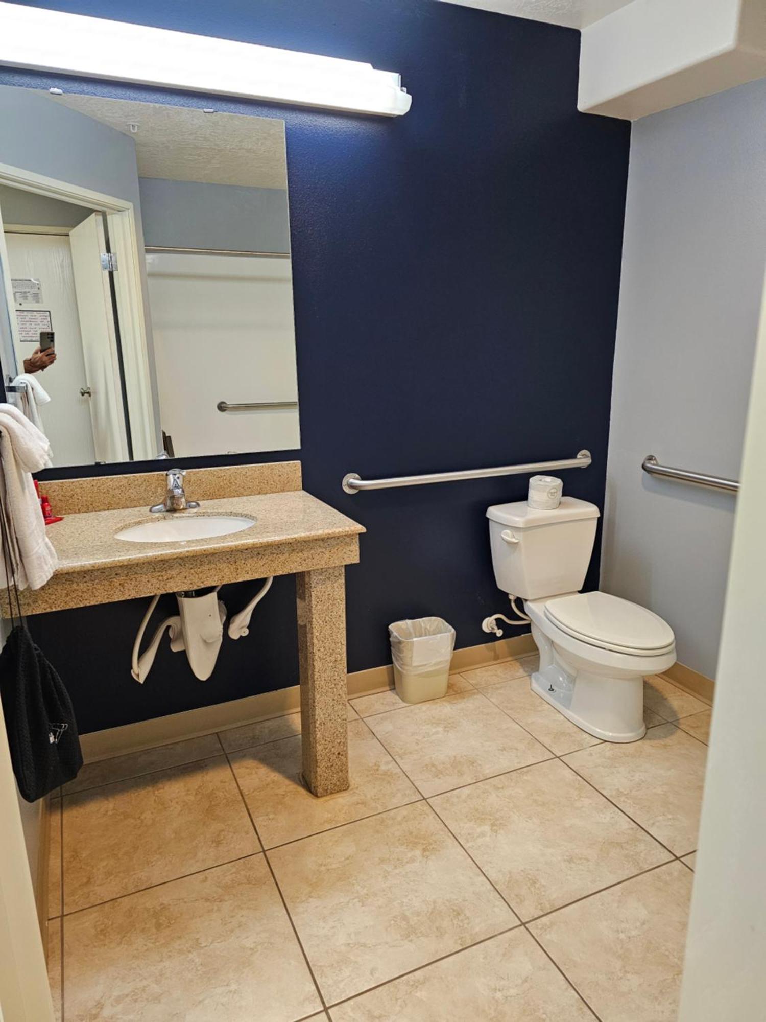 Executive Inn & Suites Extended Stay - Vernal Ngoại thất bức ảnh